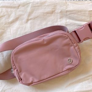 Lululemon Everywhere Belt Bag Pastel Pink